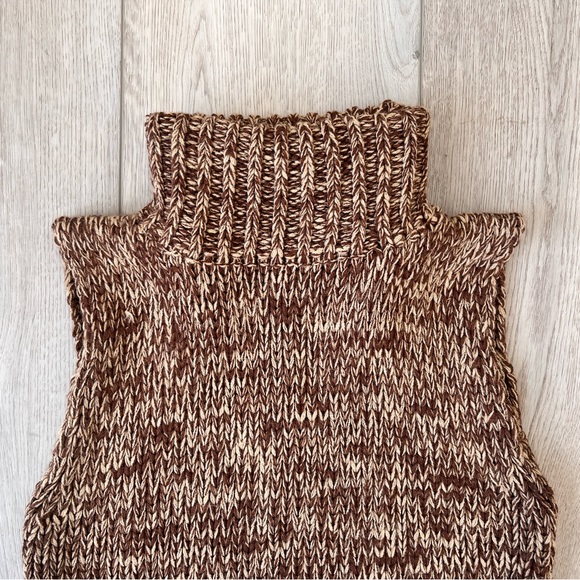 Sleeveless knit - Picture 6 of 10